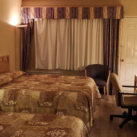 Hotel Motel Penn-Mass Trois-Rivières 外观 照片