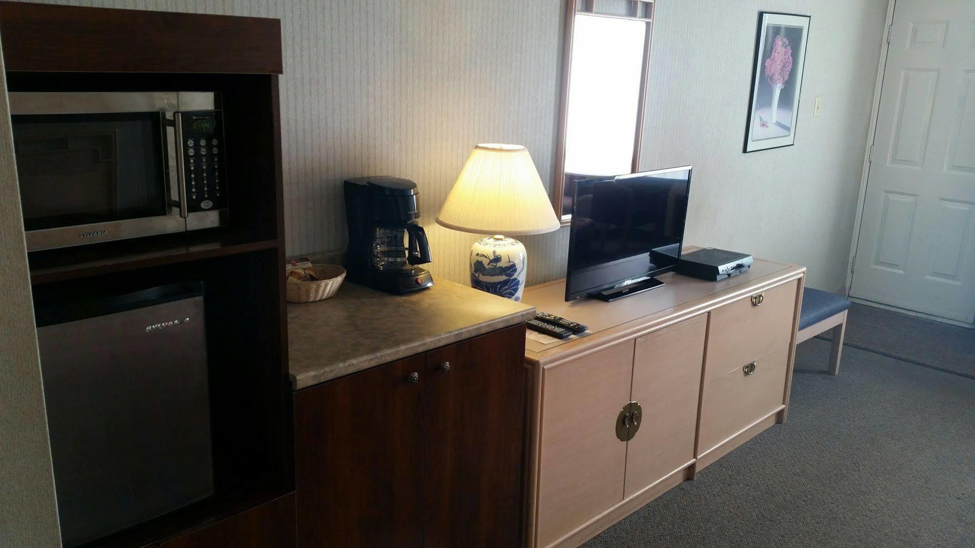 Hotel Motel Penn-Mass Trois-Rivières 外观 照片